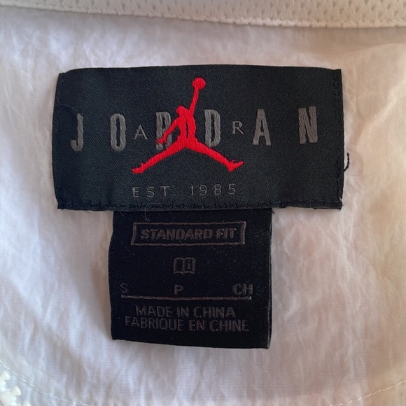 Mens Nike Air Jordan windbreaker - Picture 3 of 6